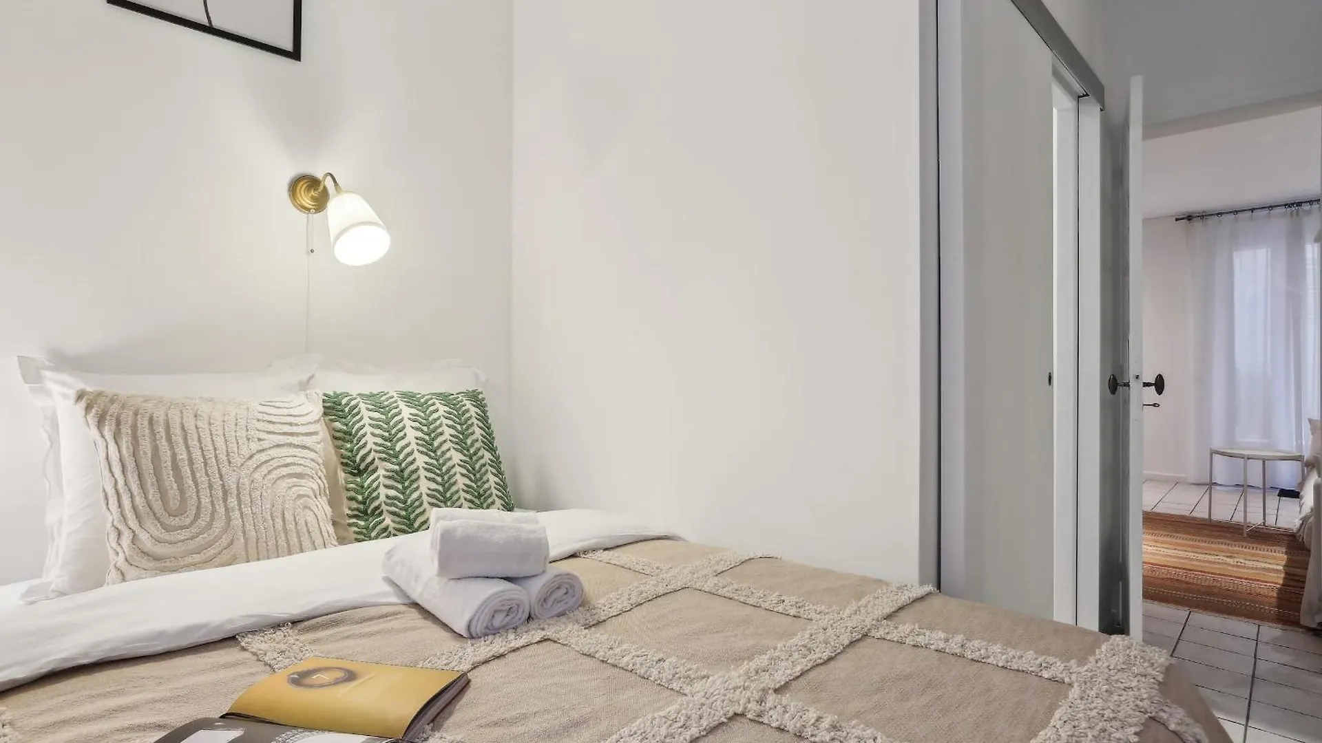 Les Invalides & Eiffel Tower - 1Br - Cityapartmentstay Paris 0*,  France