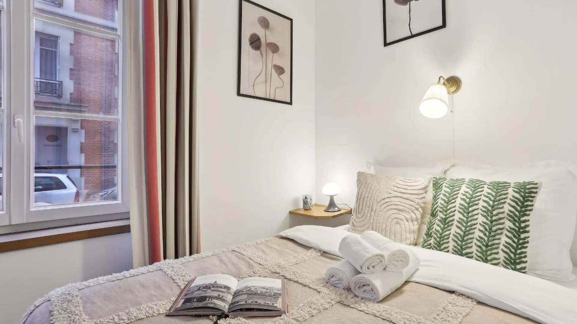 Les Invalides & Eiffel Tower - 1Br - Cityapartmentstay Paris Apartment